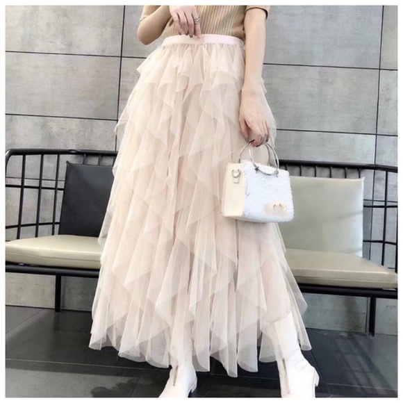 The DESPOINA Sheer Ruffle Skirt - Picture 4 of 8